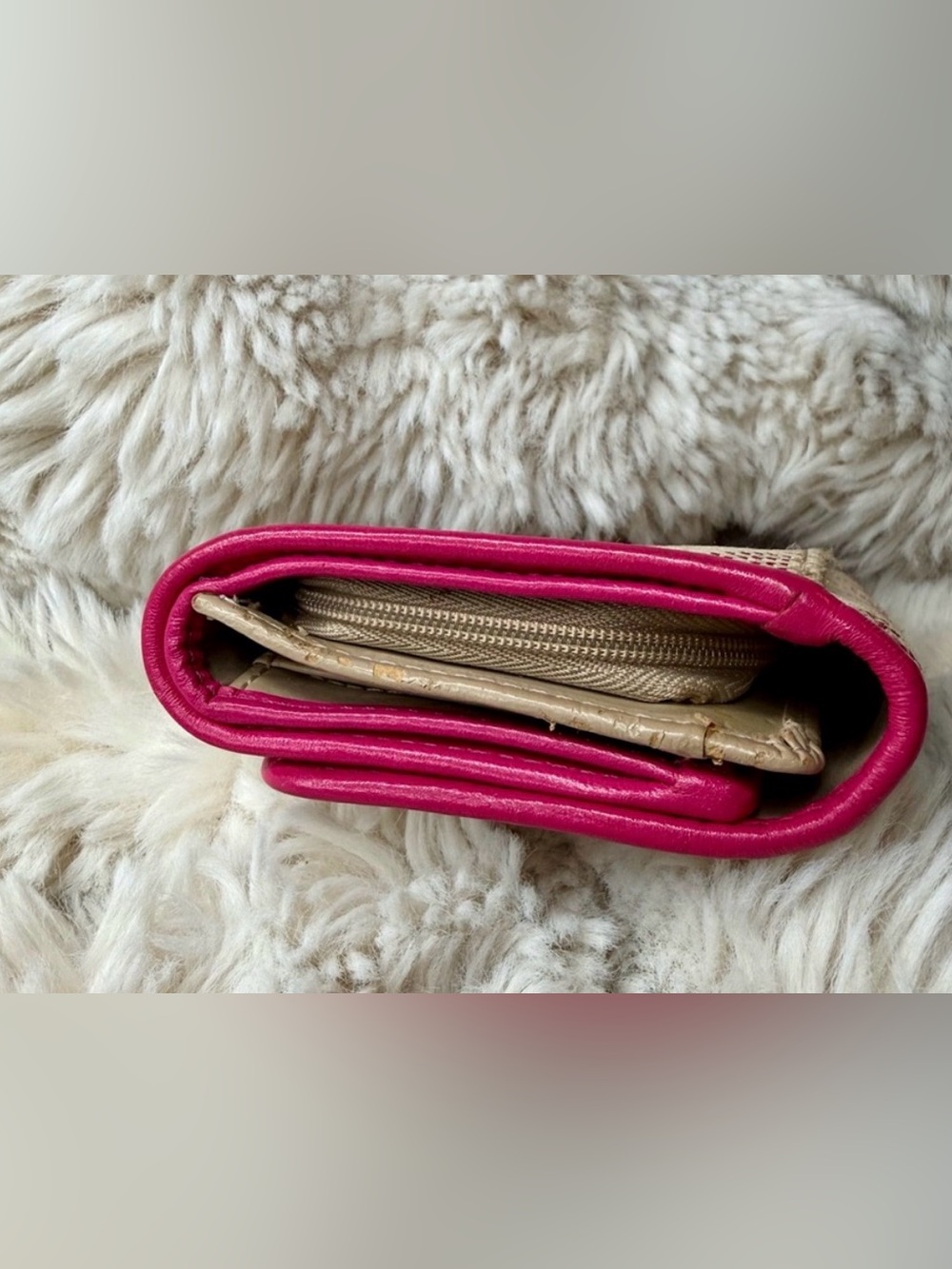 Coach Beige and Pink Signature Canvas Wallet - Picture 3 of 9